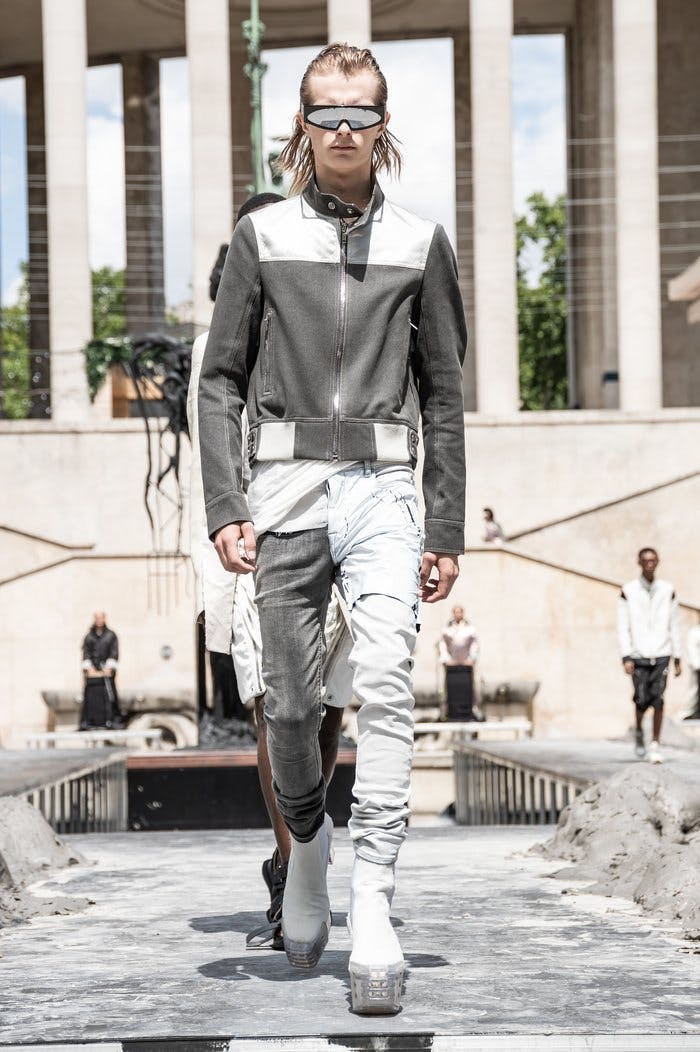 S/S20 Tecuatl Look 23 Tyrone Waxed Demin - 4