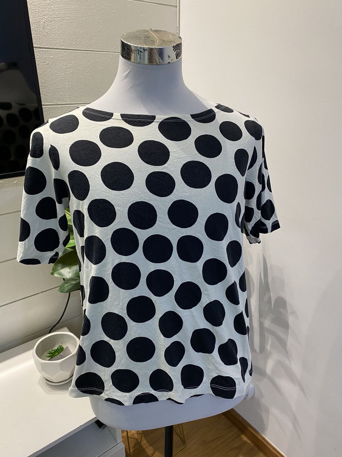 Marimekko X Uniqlo Polka Dot T-Shirt - 10