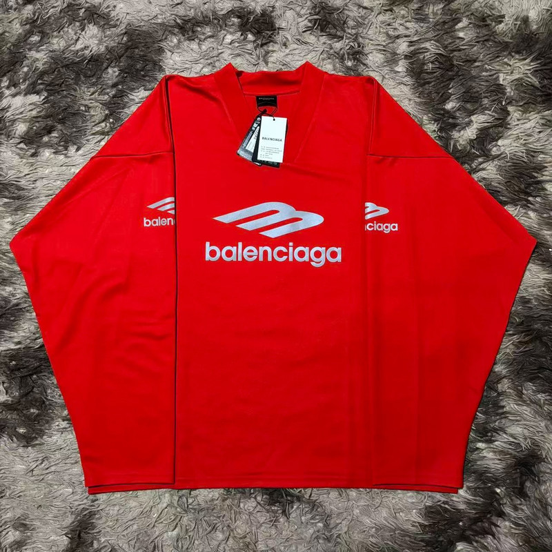 BALENCIAGA 3B Sports Icon ski sweatshirt red - 1