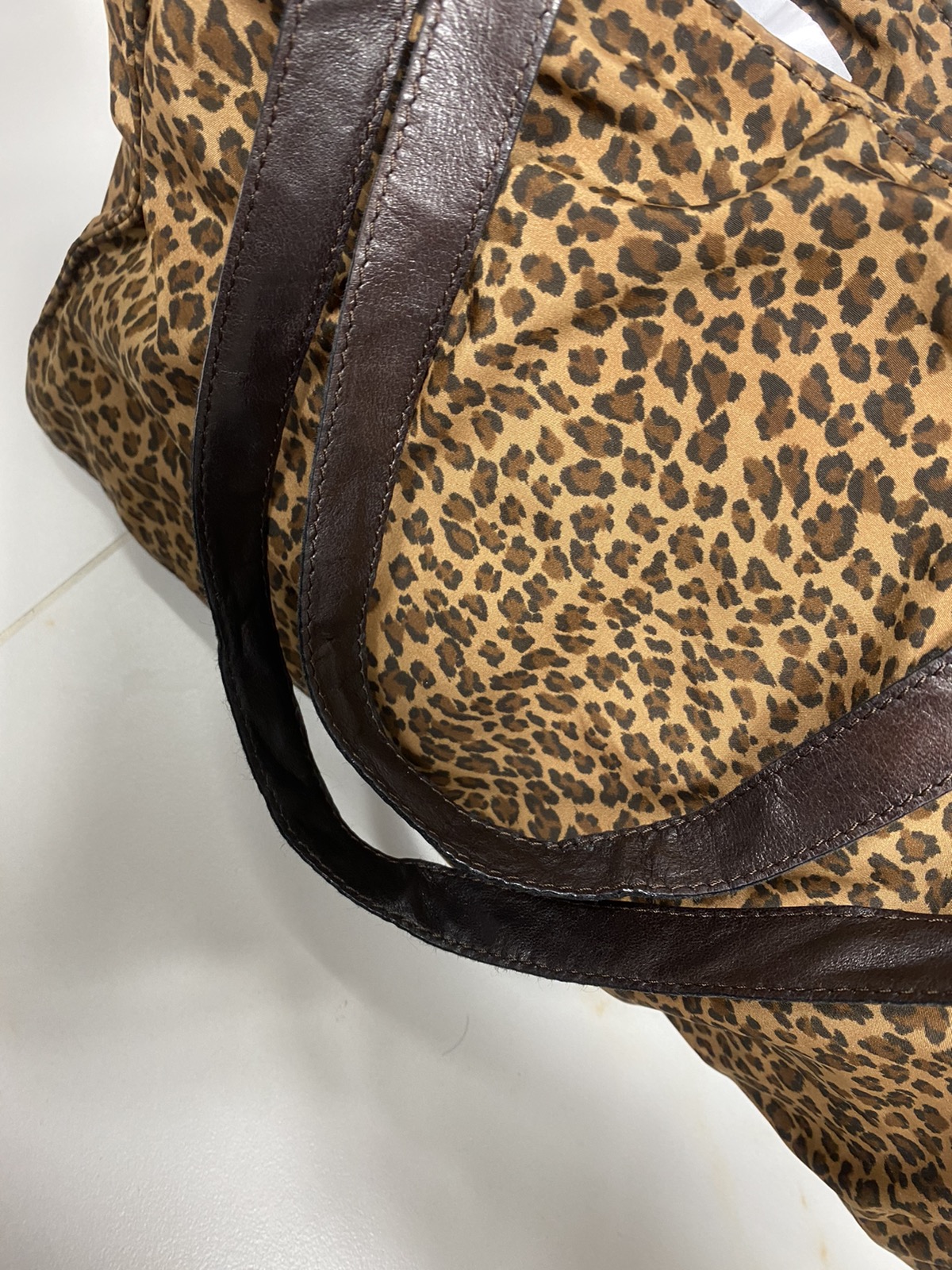 Bottega Veneta Leopard shoulder bag - 8