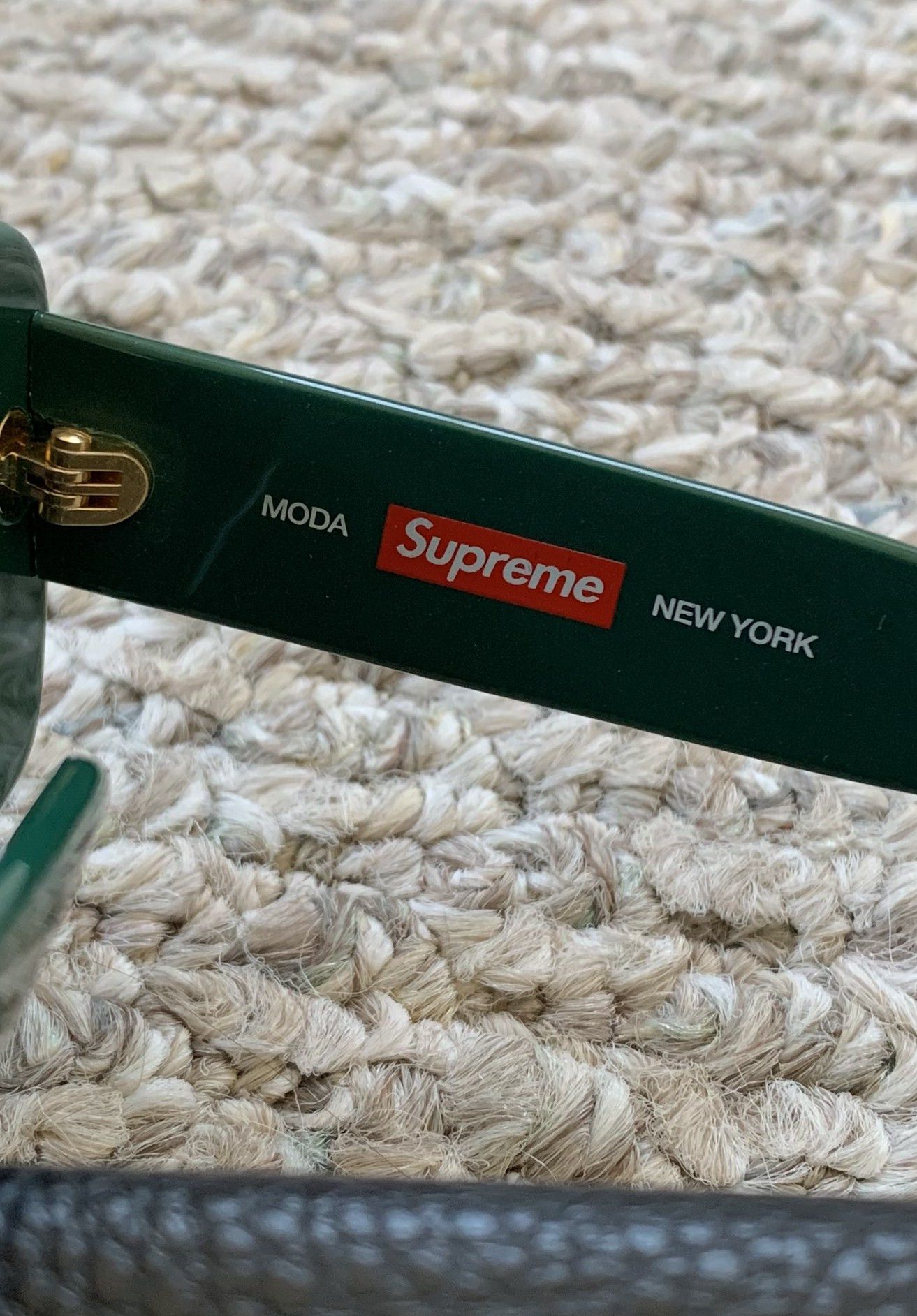 S/S 2016 Supreme Moda Sunglasses w/case - 7