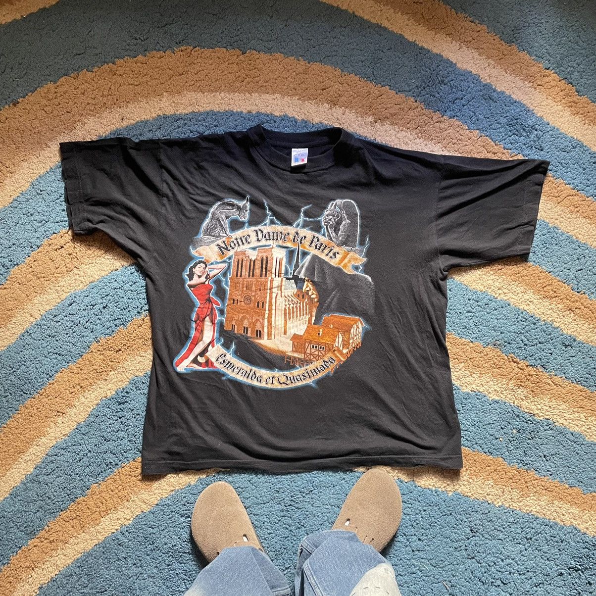 Vintage - 90’s Notre Dame esmeralda&quasimodo tee - 1