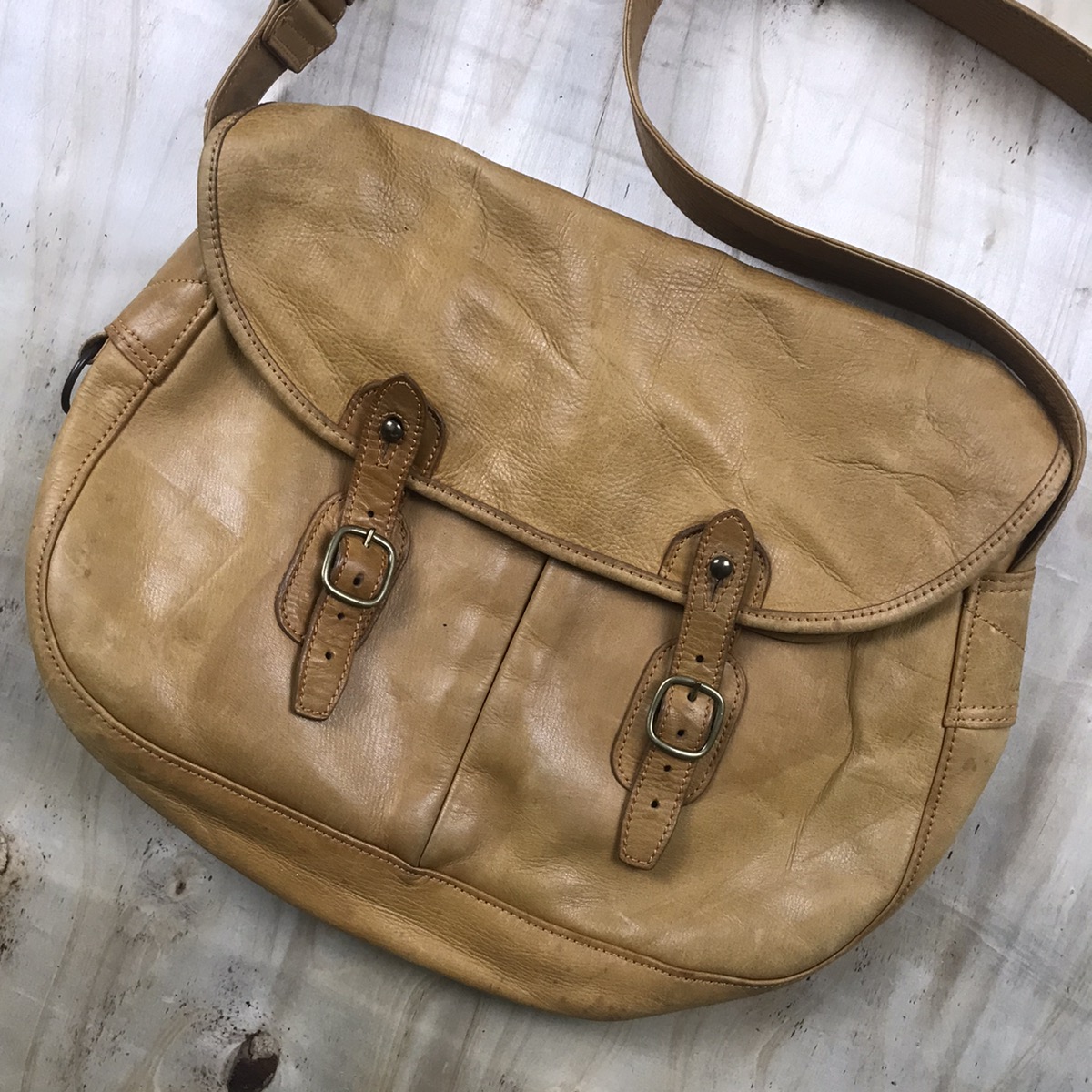 Vintage 80’s Luggage Label Leather ‘Filson Style’ Slingbag - 2