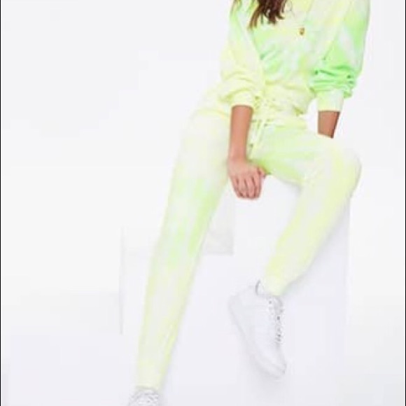 Forever 21 - Neon Yellow + Green Tie Dye Jogger Sweatpants - 3