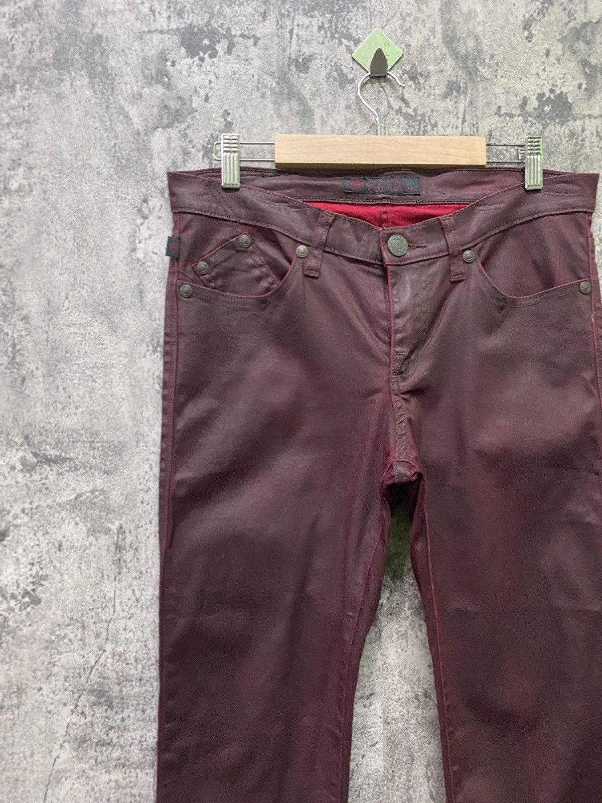 ROCK & REPUBLIC Maroon Waxed Pant - 4