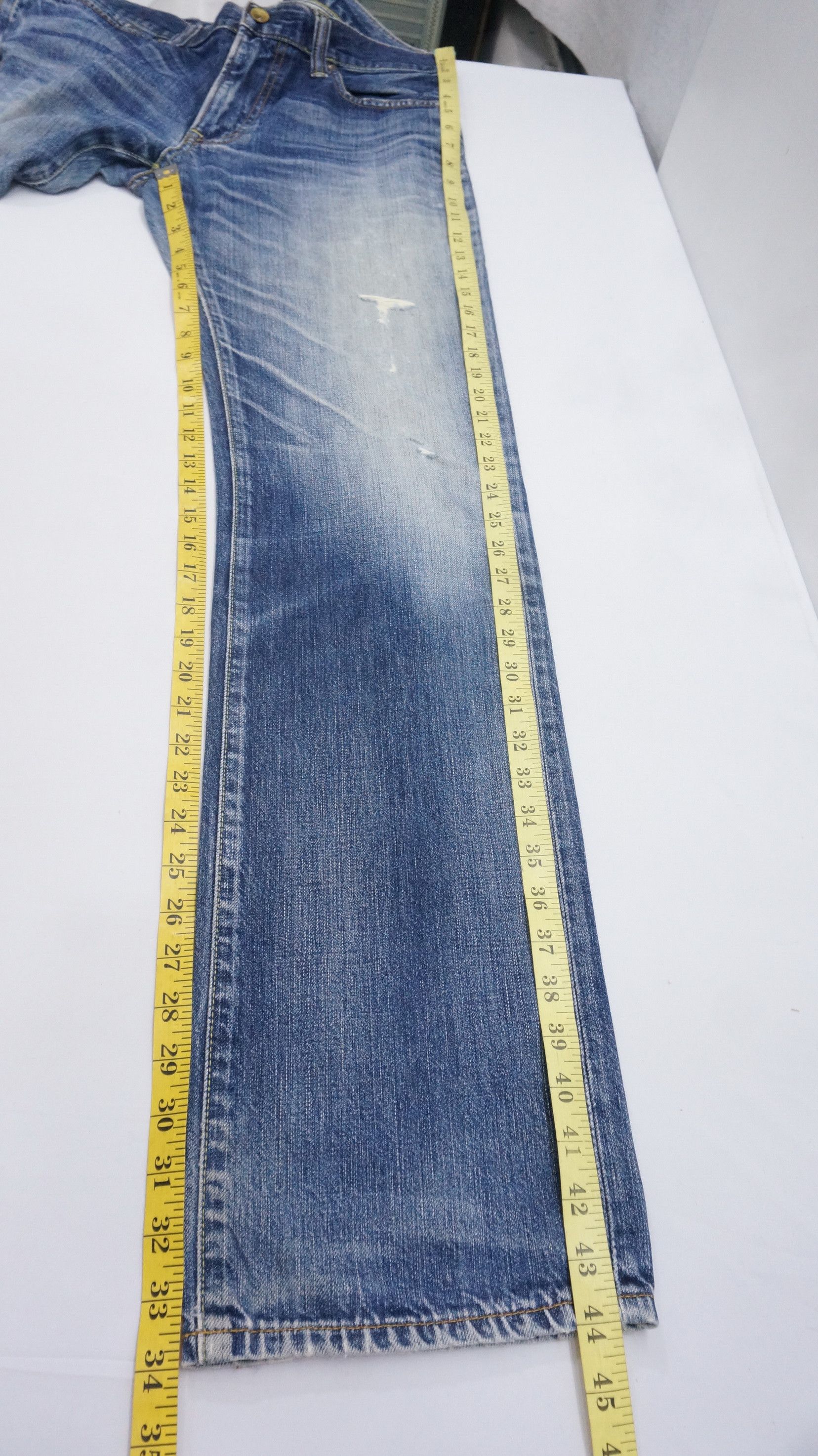 Uniqlo Jeans UJ S002 Distressed Ripped Vintage Jeans W34 - 10