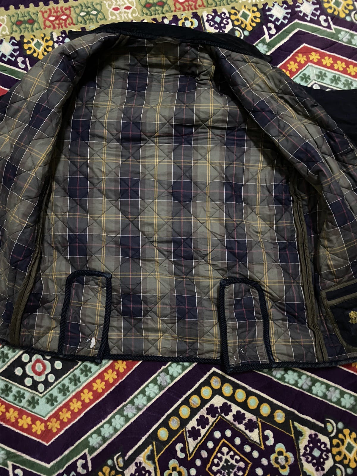 (A) BARBOUR BUTTON QUILT WOOL - 14
