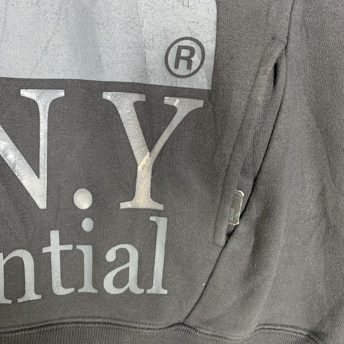 Vintage - Many Confidential Fashion Apparel Word Sweatshirt Hoodie - 7