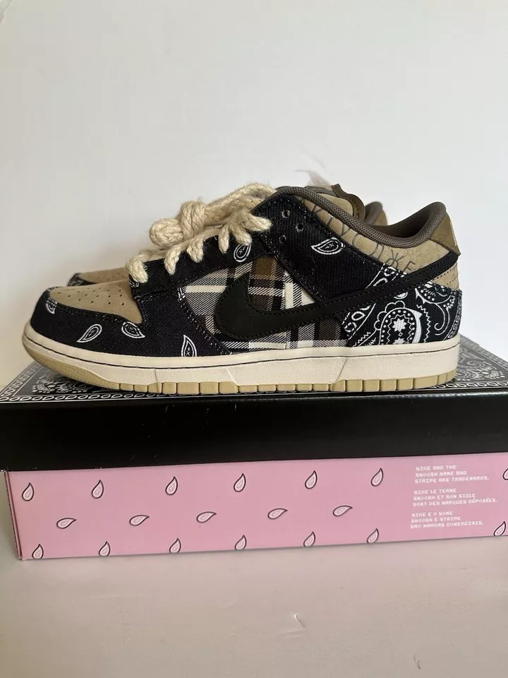 Nike Travis Scott x SB Dunk PRM QS Low Cactus Jack - Special Box - 7