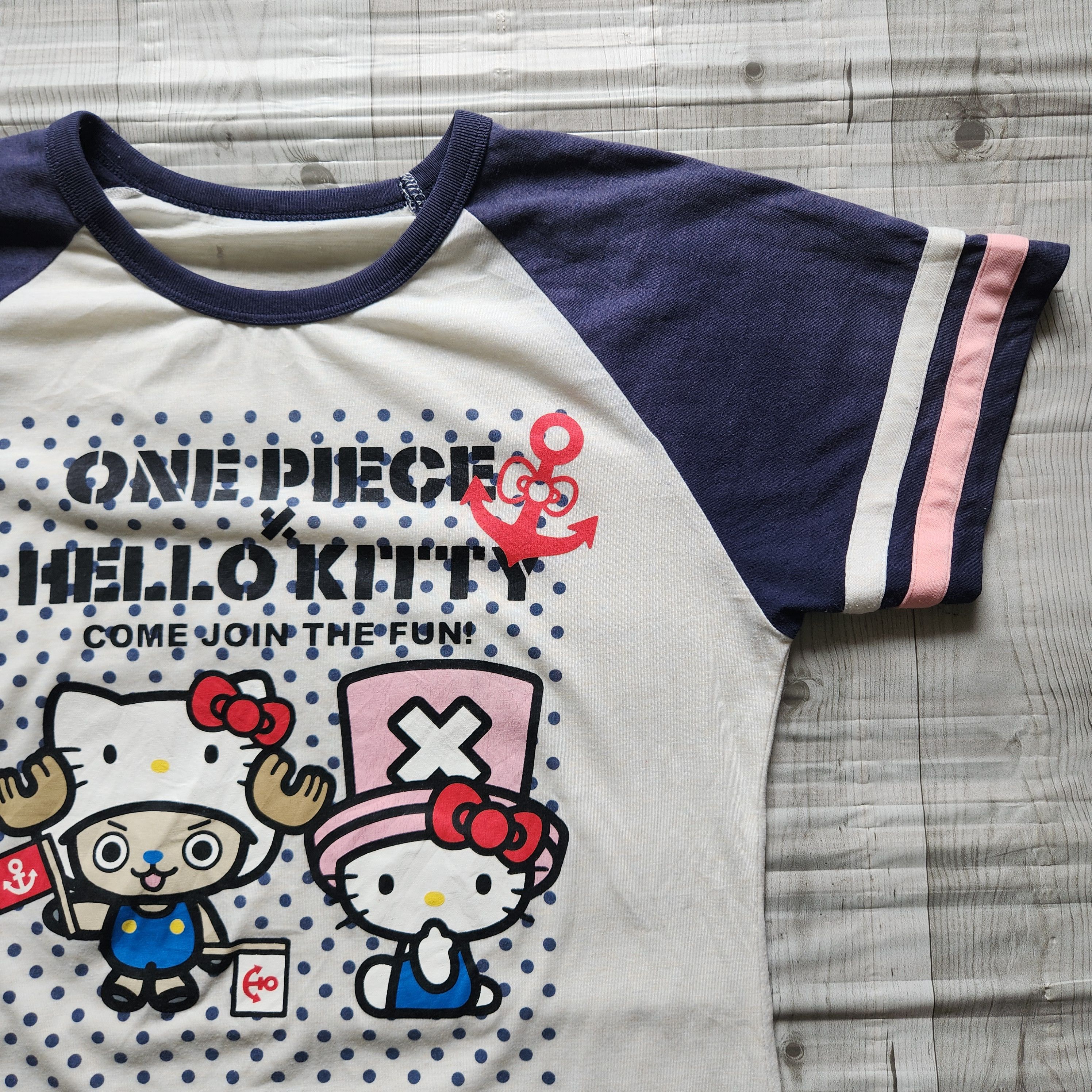 One Piece X Hello Kitty Vintage Y2K TShirt Japan - 6