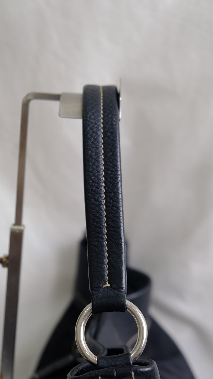 Authentic Prada black leather and nylon shoulder bag - 6