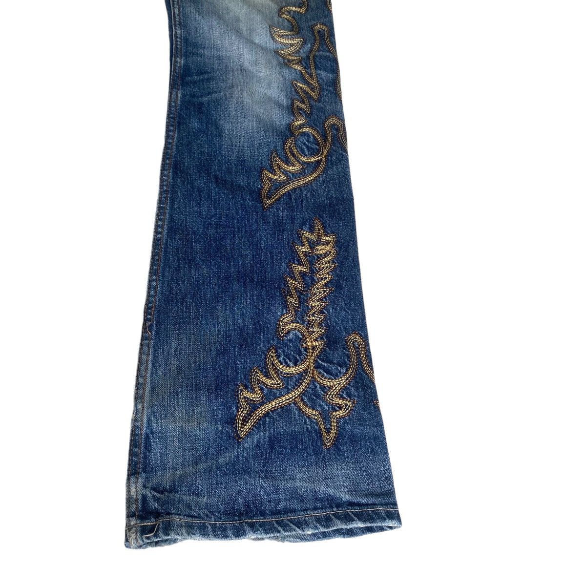 Japanese Brand - Vintage BUFFALO BOB Tribal Embroidery Flare Jeans Distressed - 10