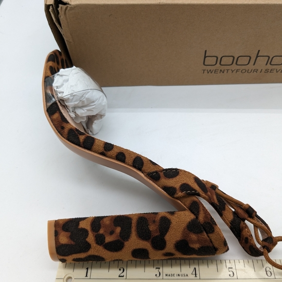 NIB BOOHOO Leopard Wrap-around Strappy Block Heel Sandals Women's 5 US - 4