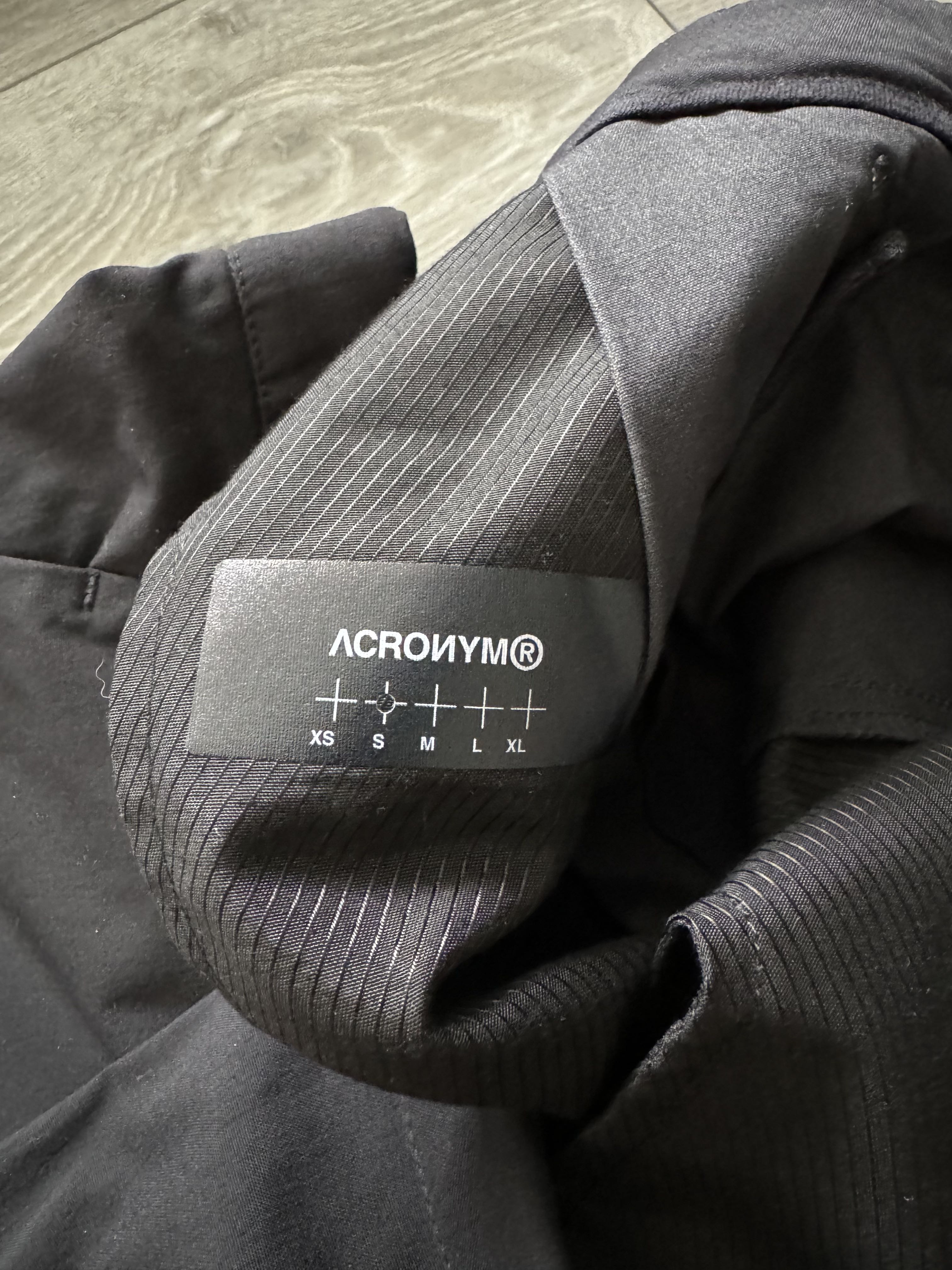 P36-E Encapsulated Nylon Pleated Drawcord Trouser - 4