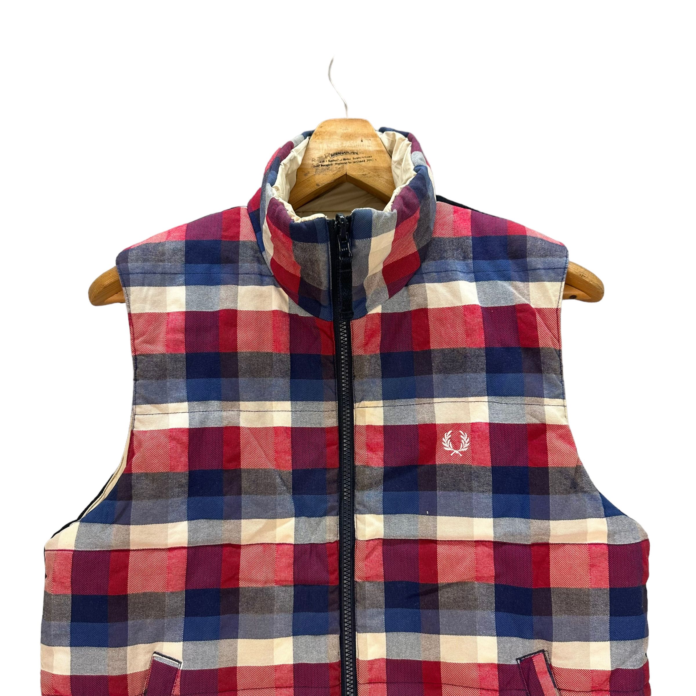 FRED PERRY THERMOLITE REVERSIBLE TARTAN VEST #8272-220 - 2