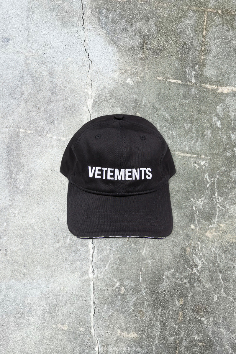 Black Iconic Logo Cap - 1