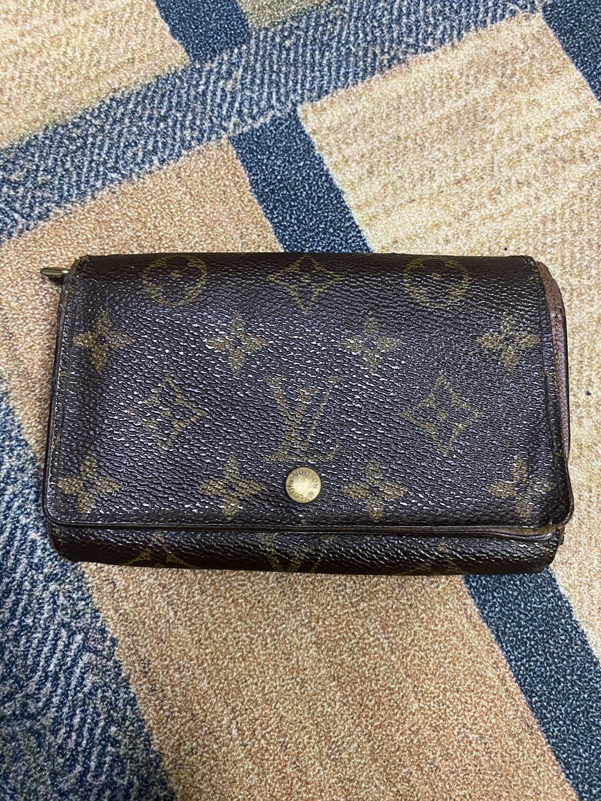 Authentic Vintage Louis Vuitton Wallet - 1