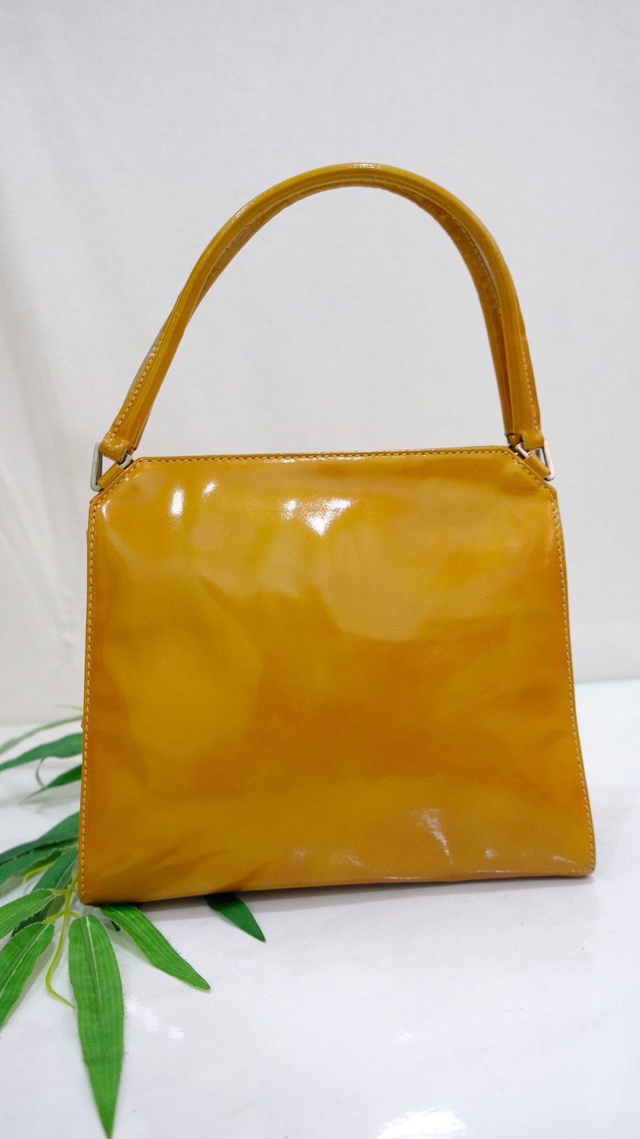 Authentic Prada handbag yellow pattern leather - 3