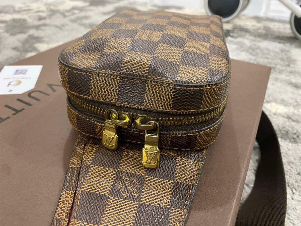 Authentic Louis Vuitton Damier Ebene Crossbody - 8