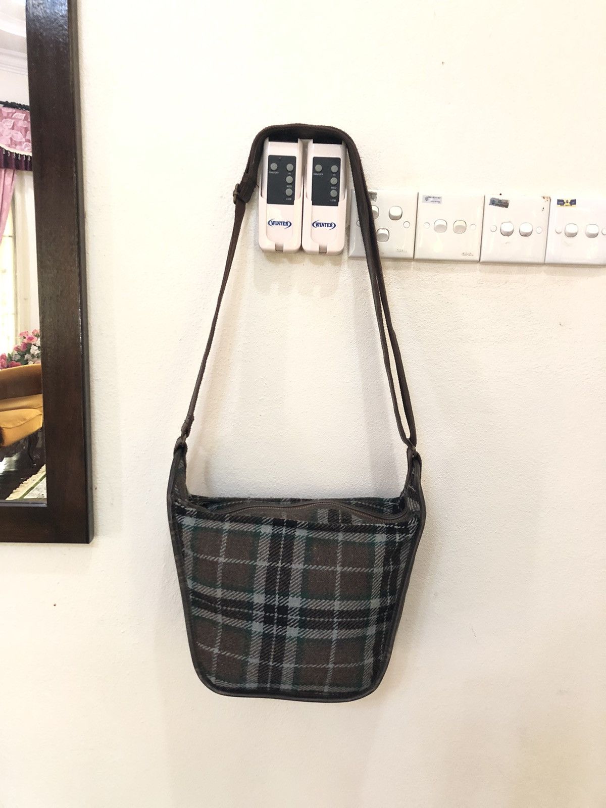 Harris Tweed Sling / Massenger Bag - 5