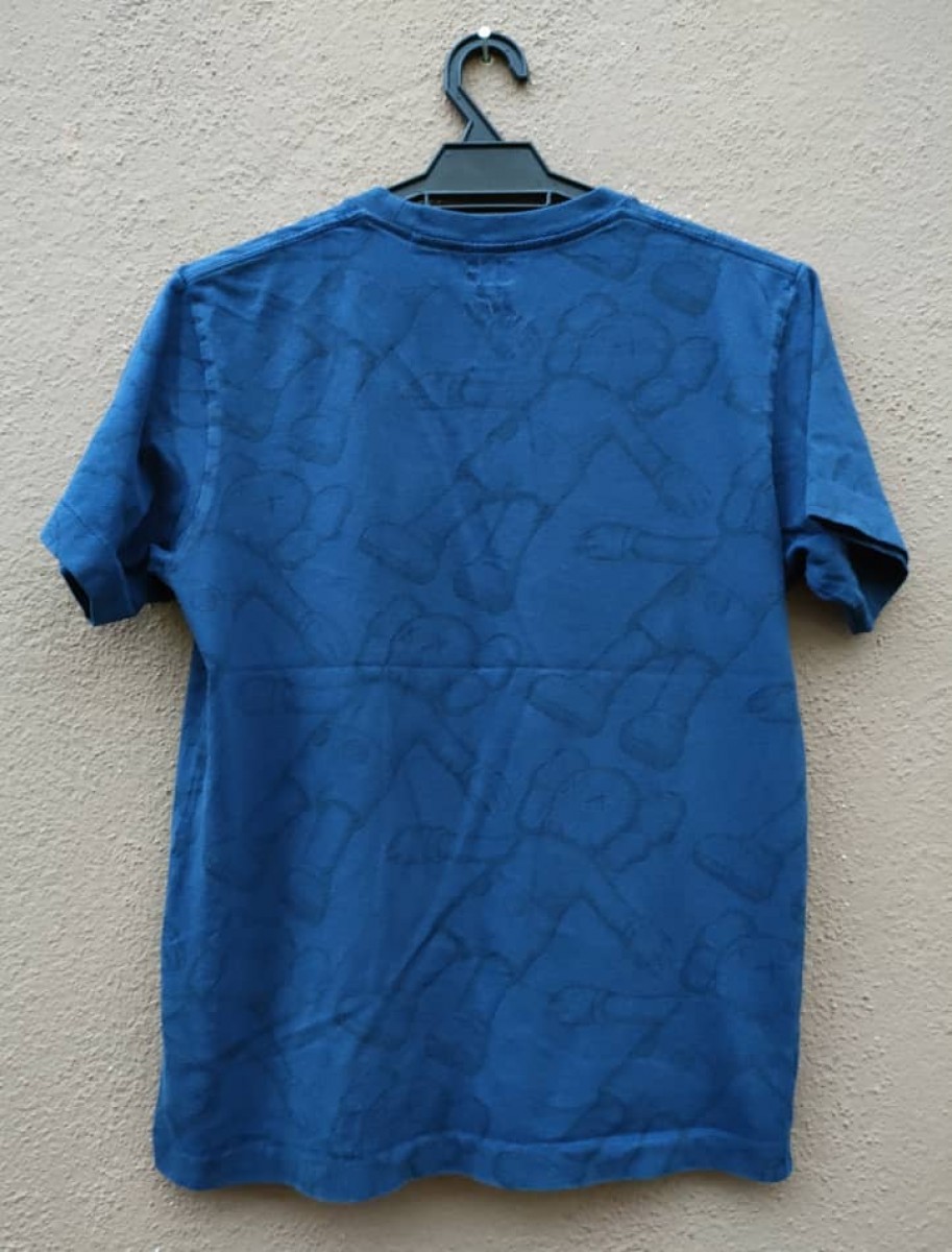 Kaws - x Full print T - 2