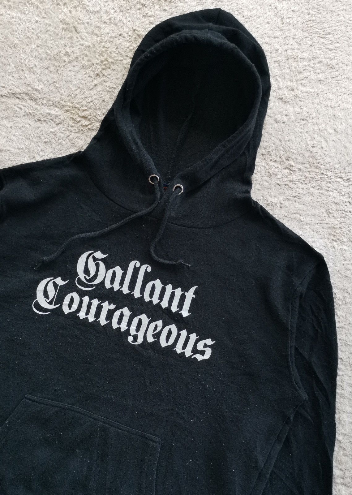 Vintage - Gallant Courageous Hoodies (M108241023) - 1