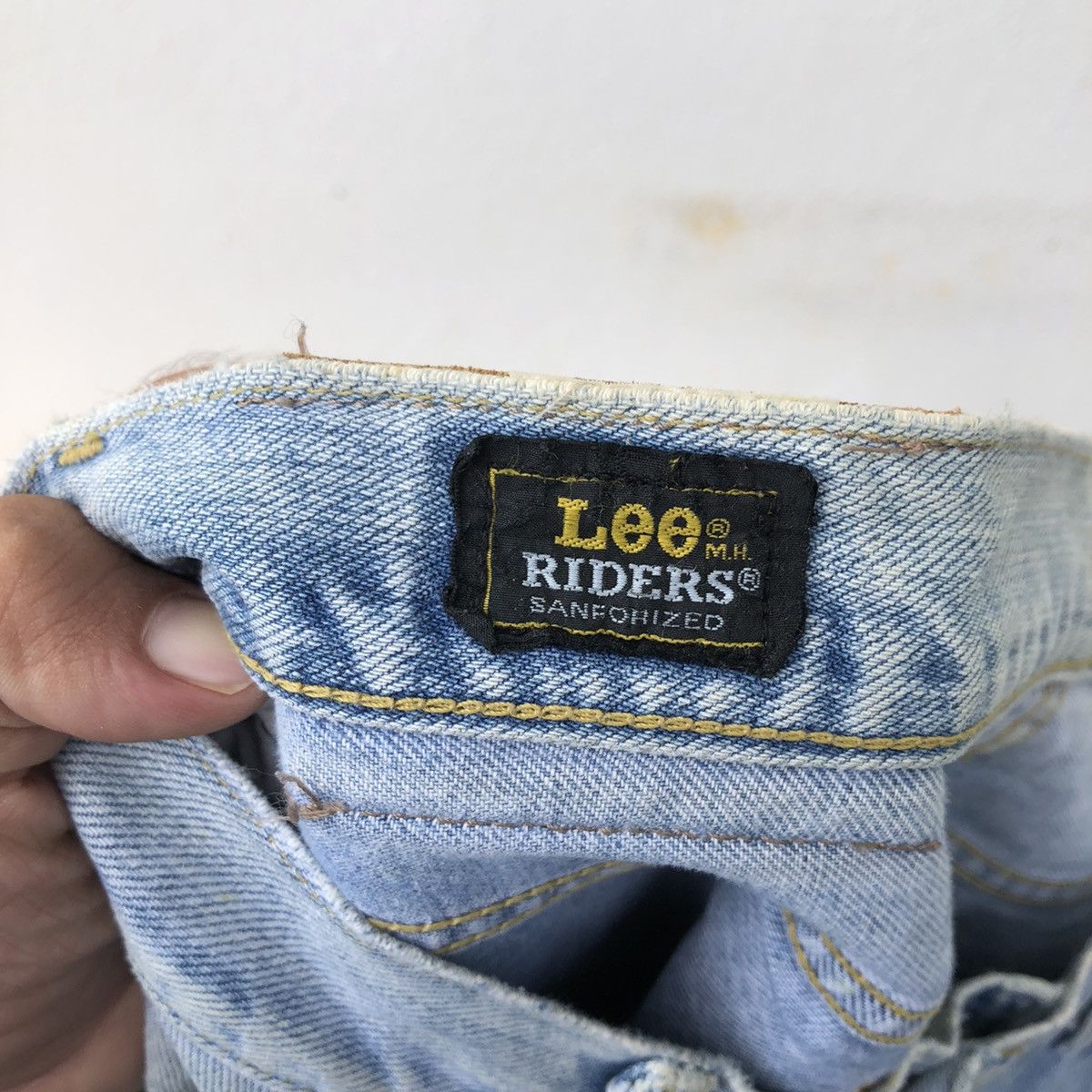 VINTAGE LEE RIDERS DISTRESSED DENIM - 12