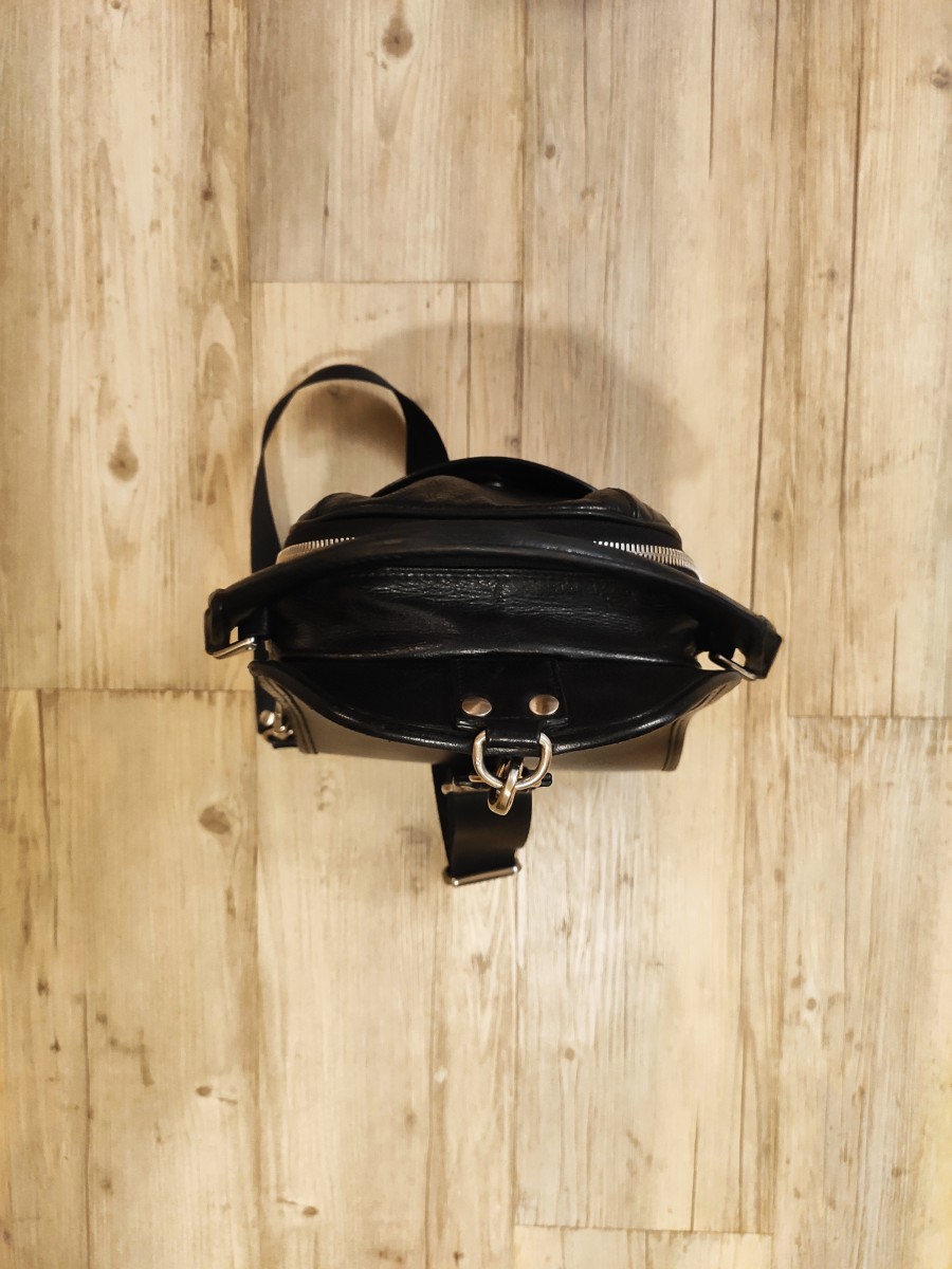 Rocco P. - GRAIL! Single strap leather backpack.Like Prada or Gucci - 2