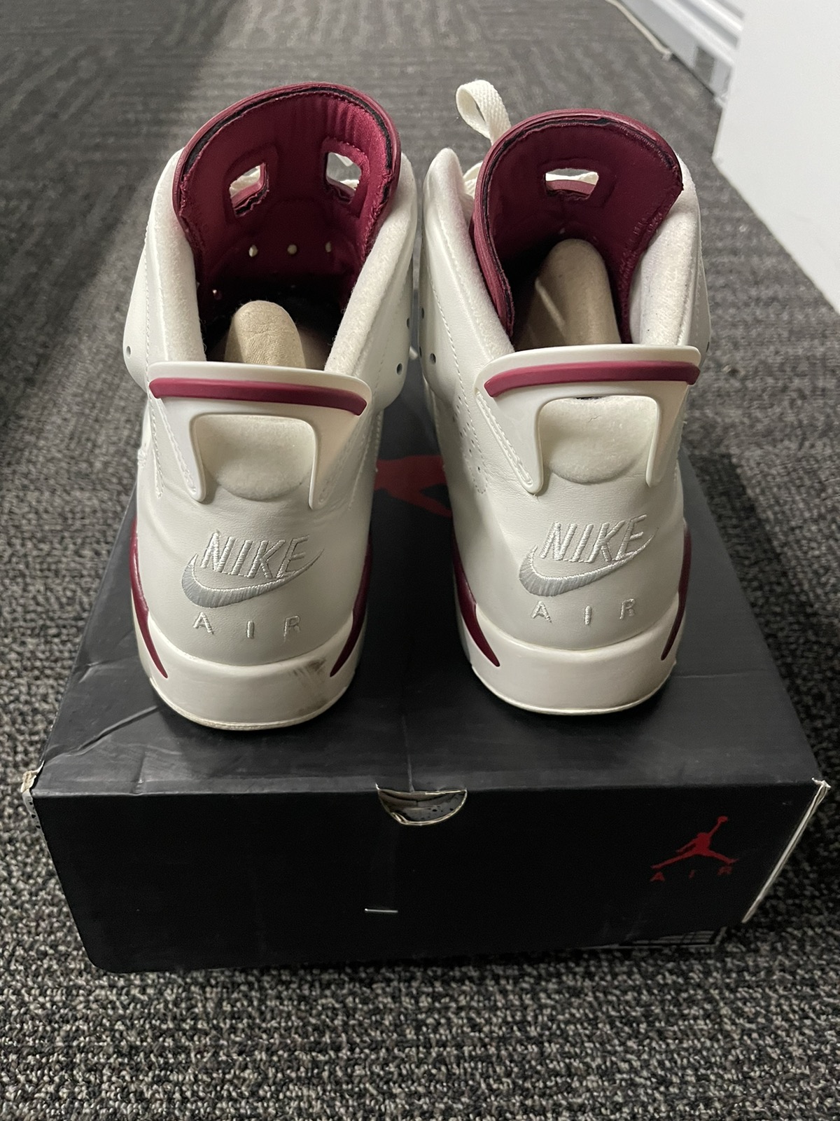 Jordan 6 Retro Maroon (2015) - 2