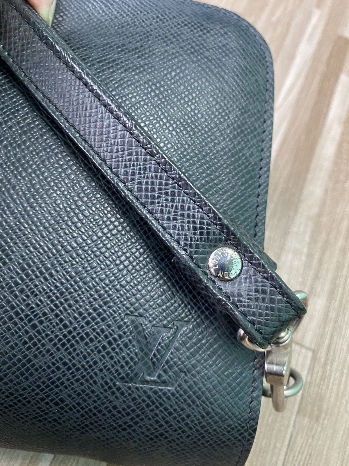 Authentic Louis Vuitton Black Taiga Clutch - 4