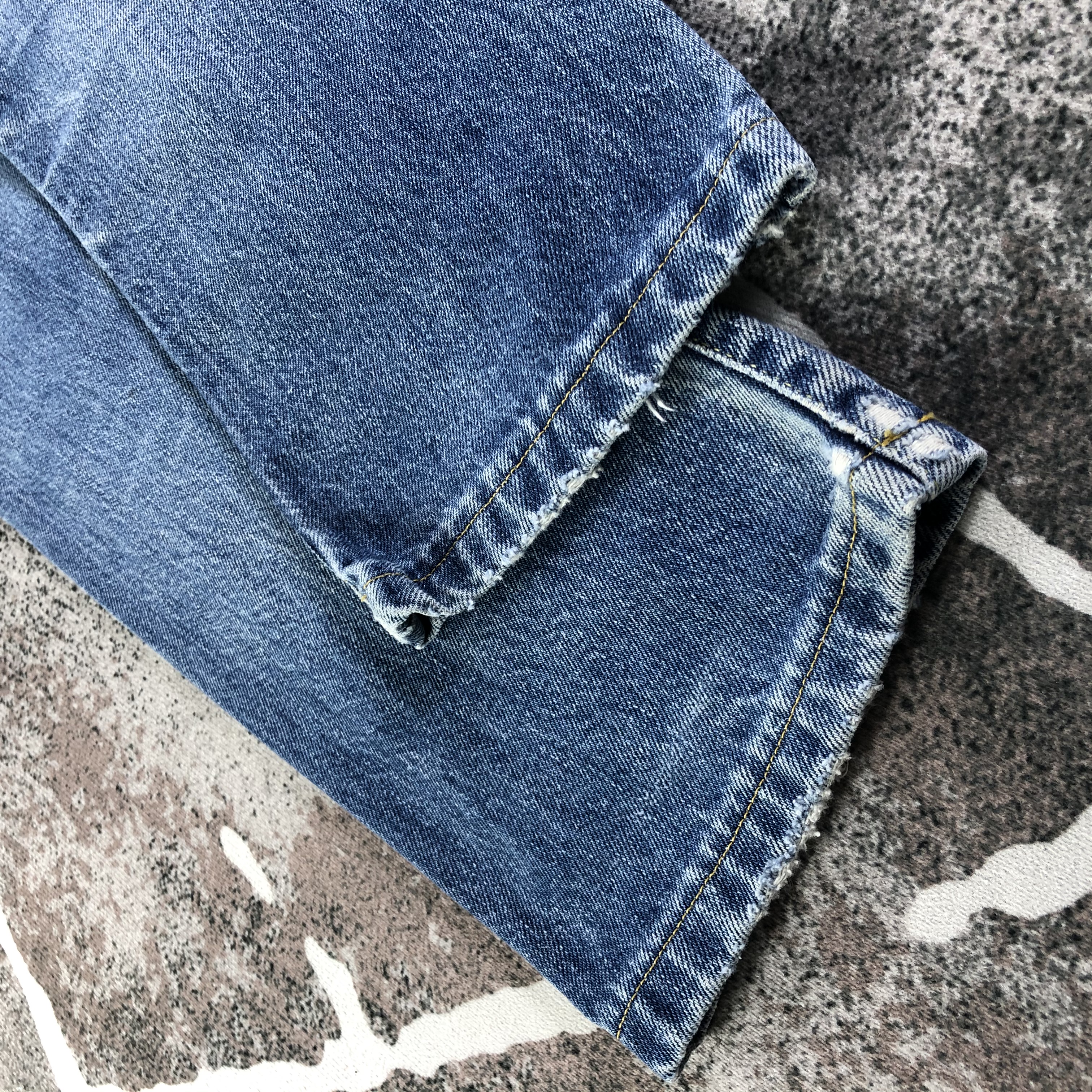 Vintage Diesel Jeans Distressed Denim KJ2342 - 4
