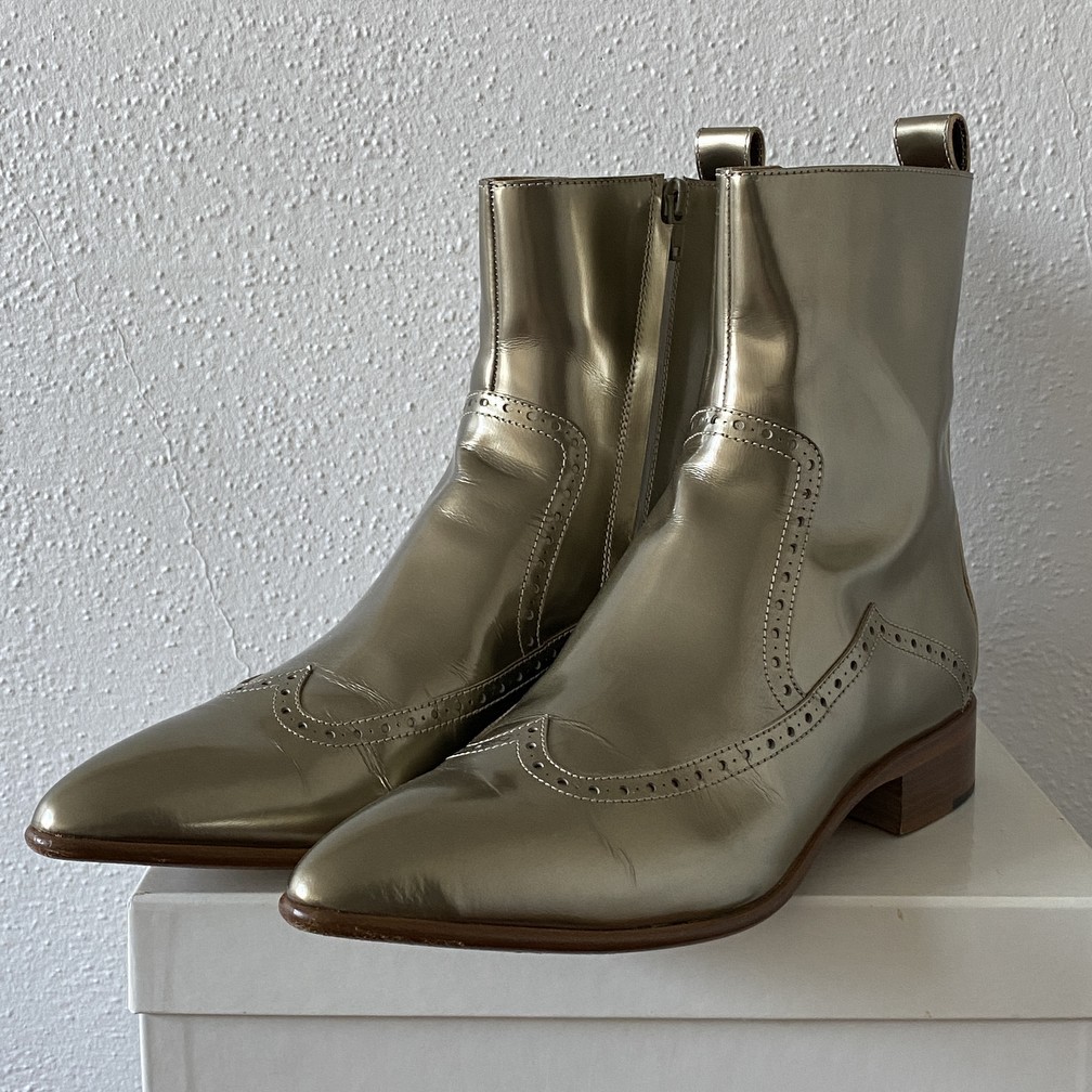 Cowboy Boots - 8
