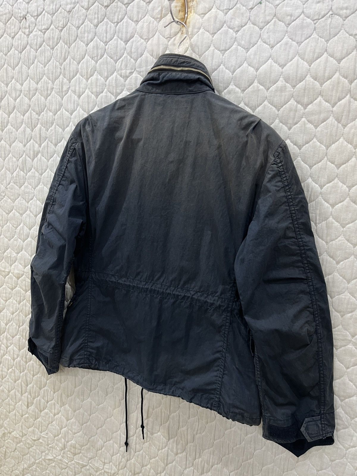 (Ttt). MARGARET HOWELL X ALPHA INDUSTRIES DISTRESSED JACKET - 13