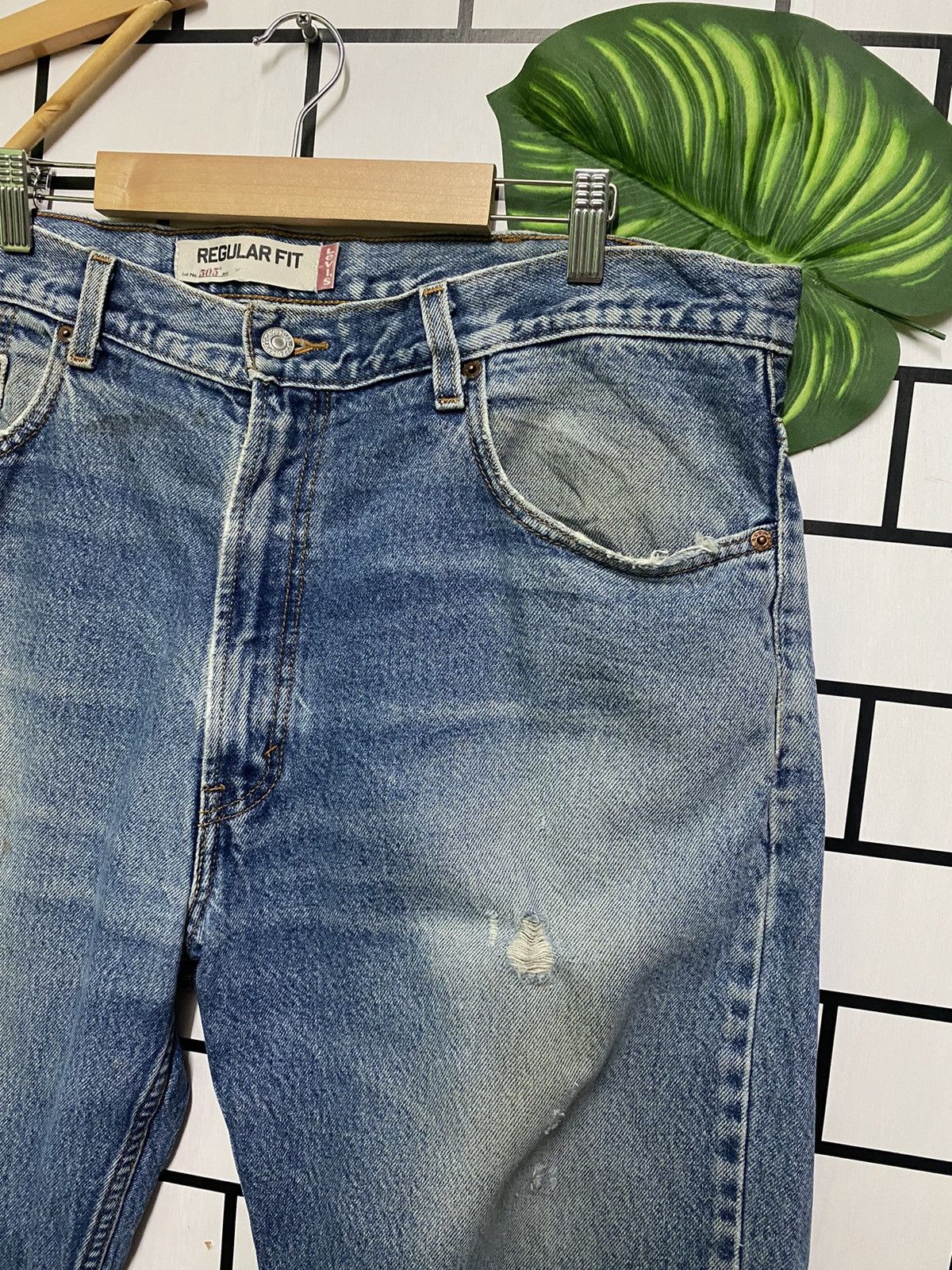 Vintage Levi's 505 Regular Fit Jean -L37 - 3