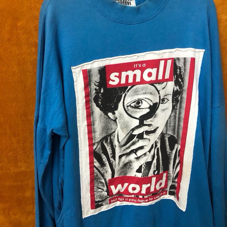 Barbara Kruger “It’s a Small World” Graphic Pullover Crewneck Sweatshirt - 3