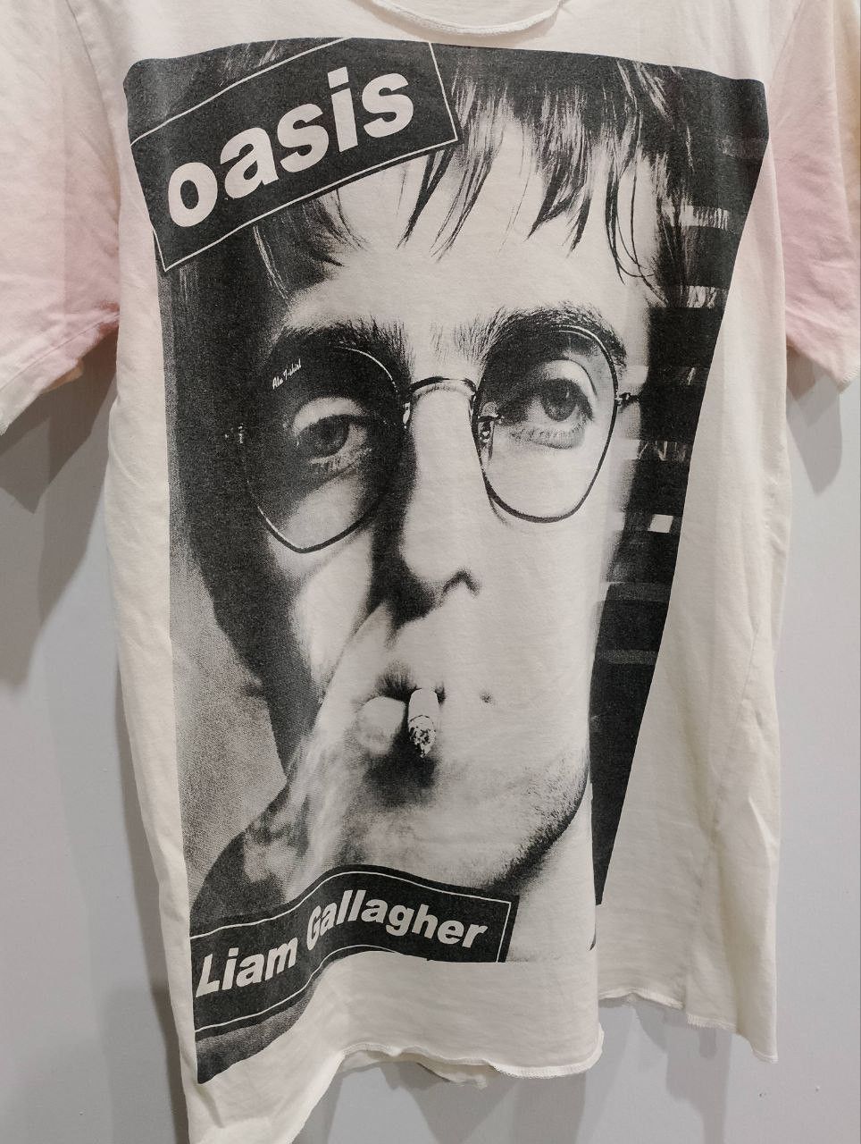 Rock Band - OASIS LIAM GALLAGHER Big Graphic Distressed Design Band Tee - 7