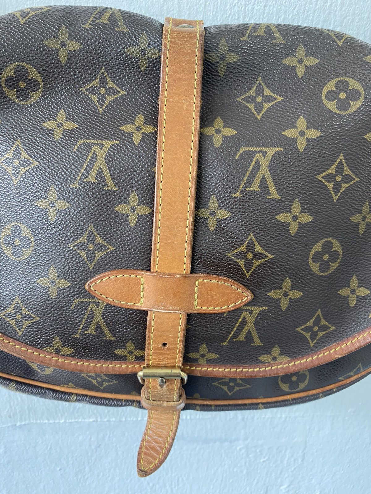 Authentic Louis Vuitton Monogram Saumur 30 Shoulder Bag - 22