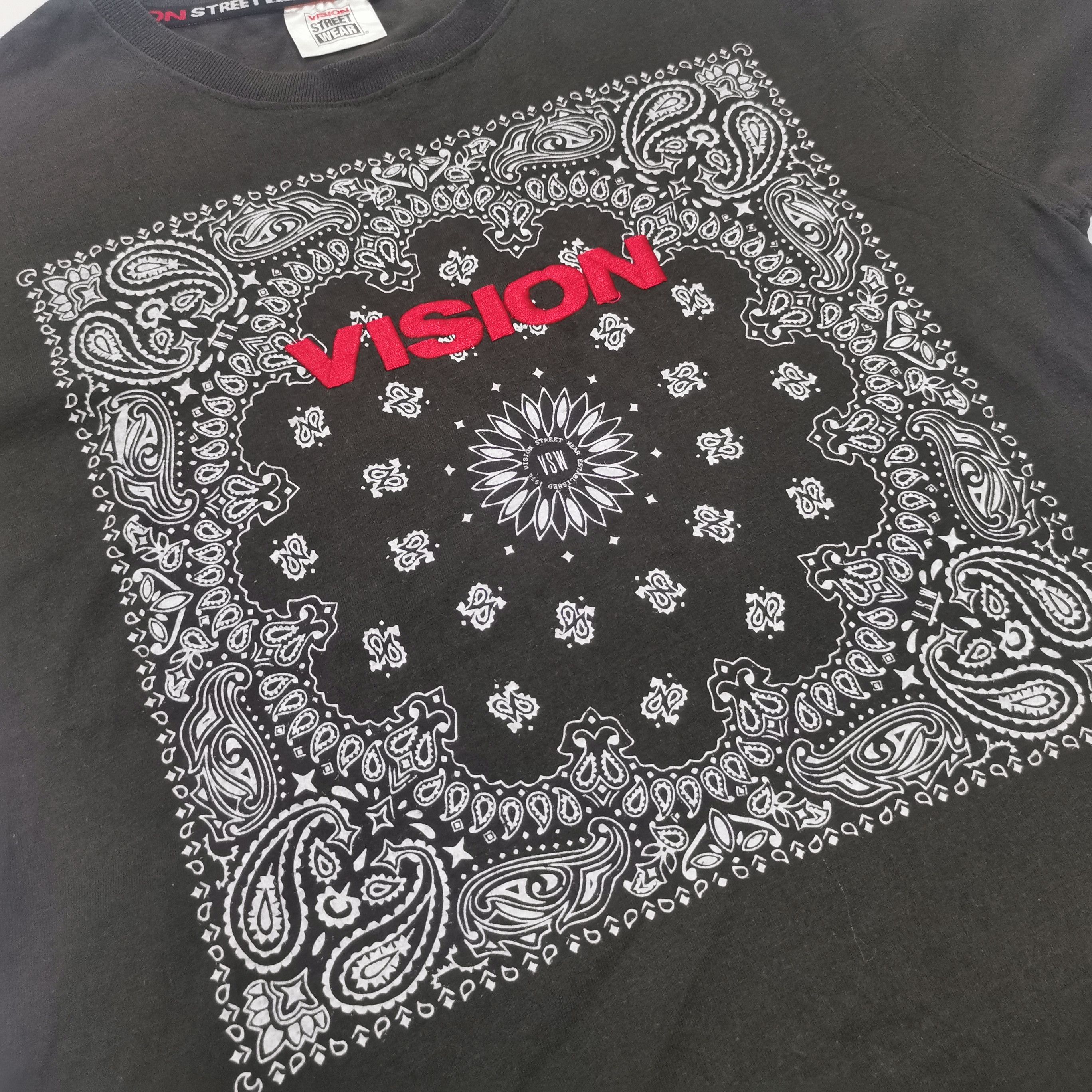 Vintage - Vision Street Wear Embroidery Spell Out Tshirt - 2