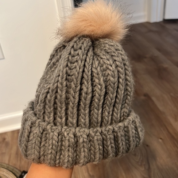 H&M - Chunky Knit Winter Hat Bundle - 2