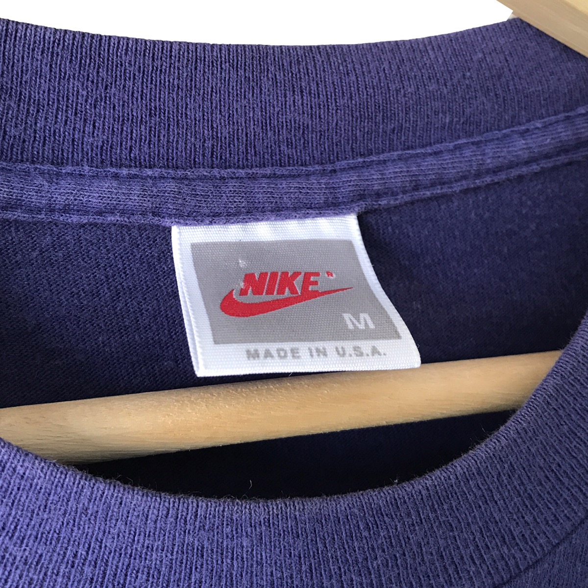 Authentic Vintage 1990s Nike Grey Tag Swoosh Big Logo Tee - 7