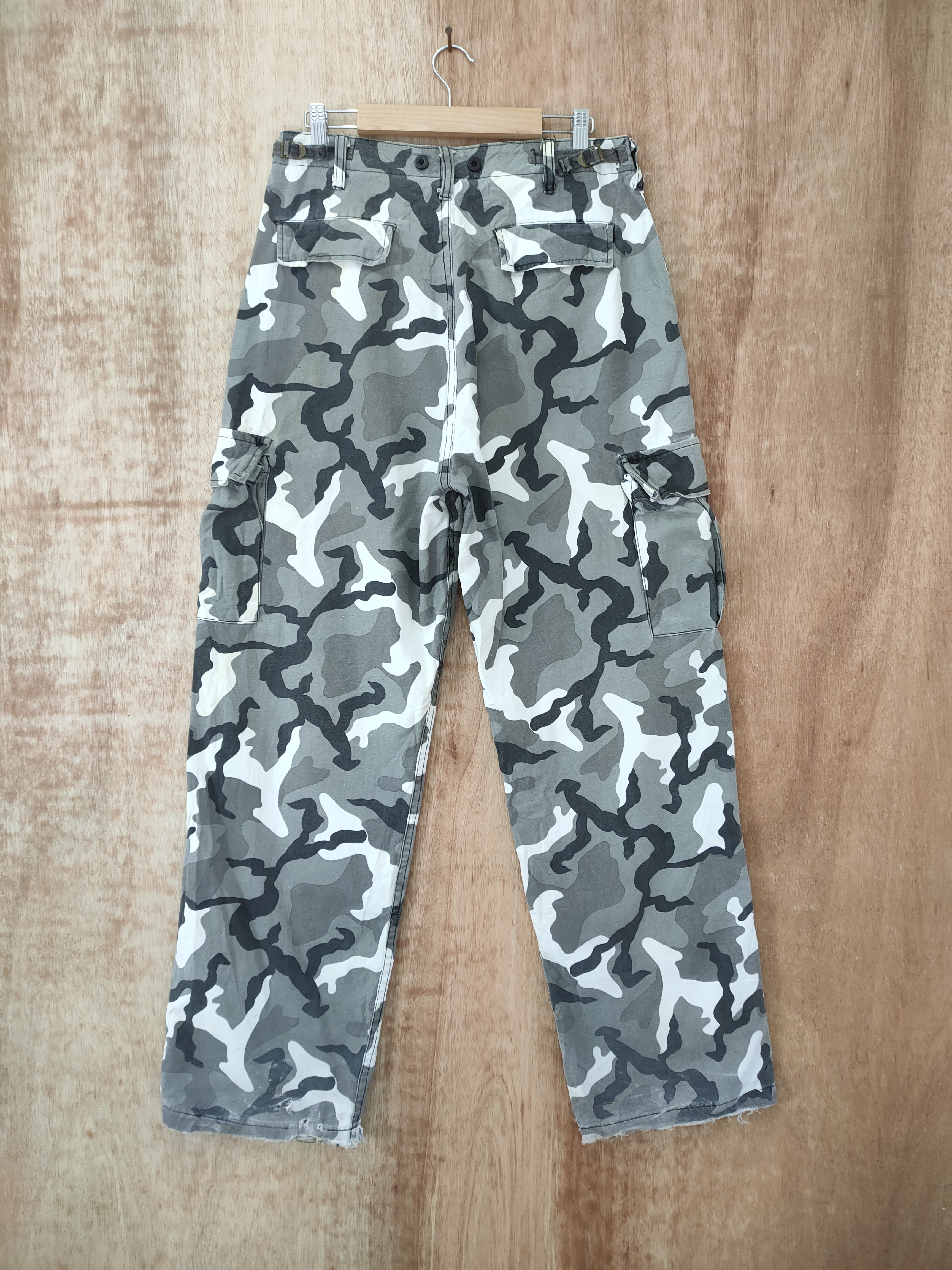 Military - DOG HOUSE CAMO FADED CARGO PANTS - 2