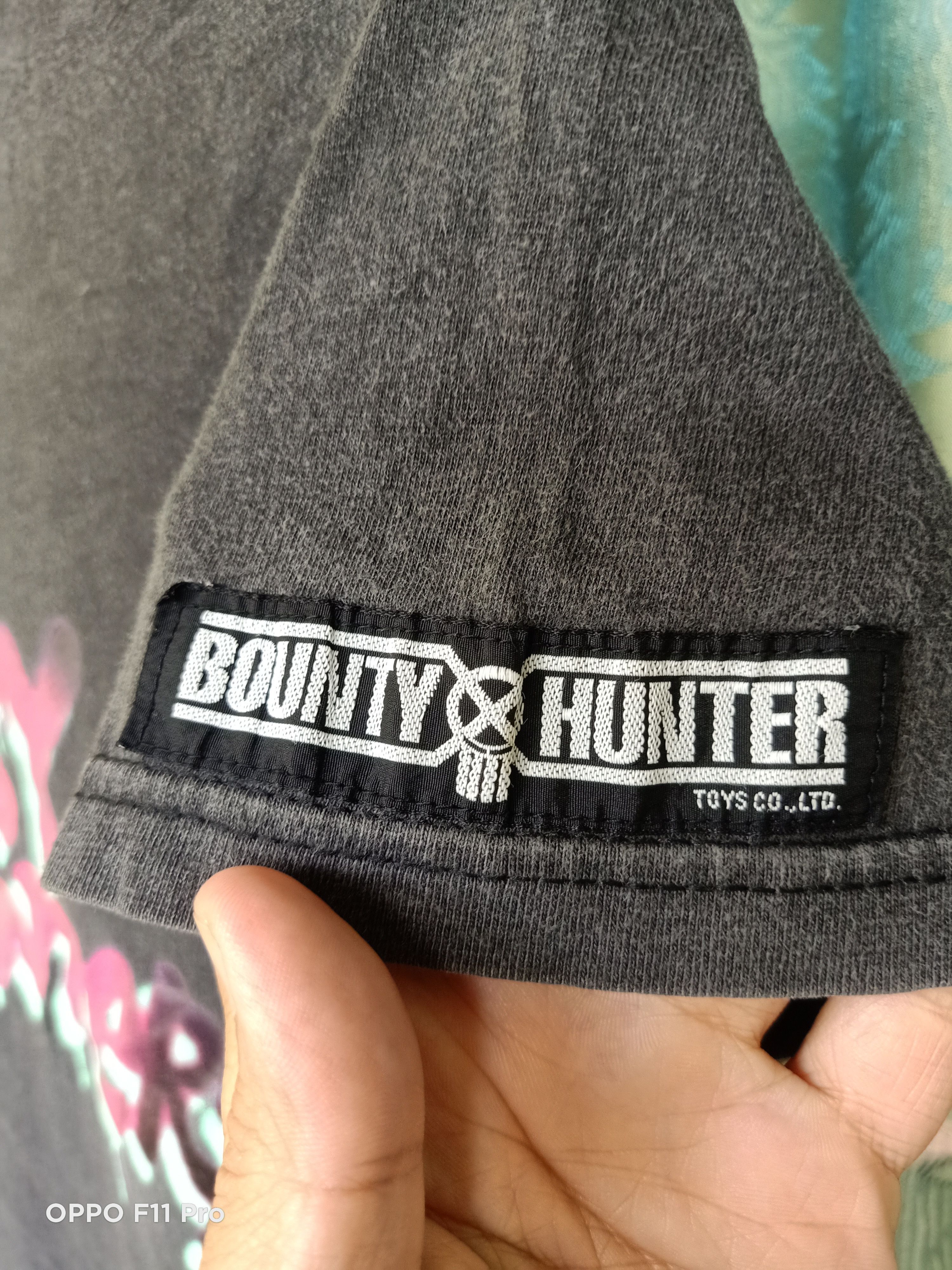 Vtg Bounty Hunter Horror Graphic - 5