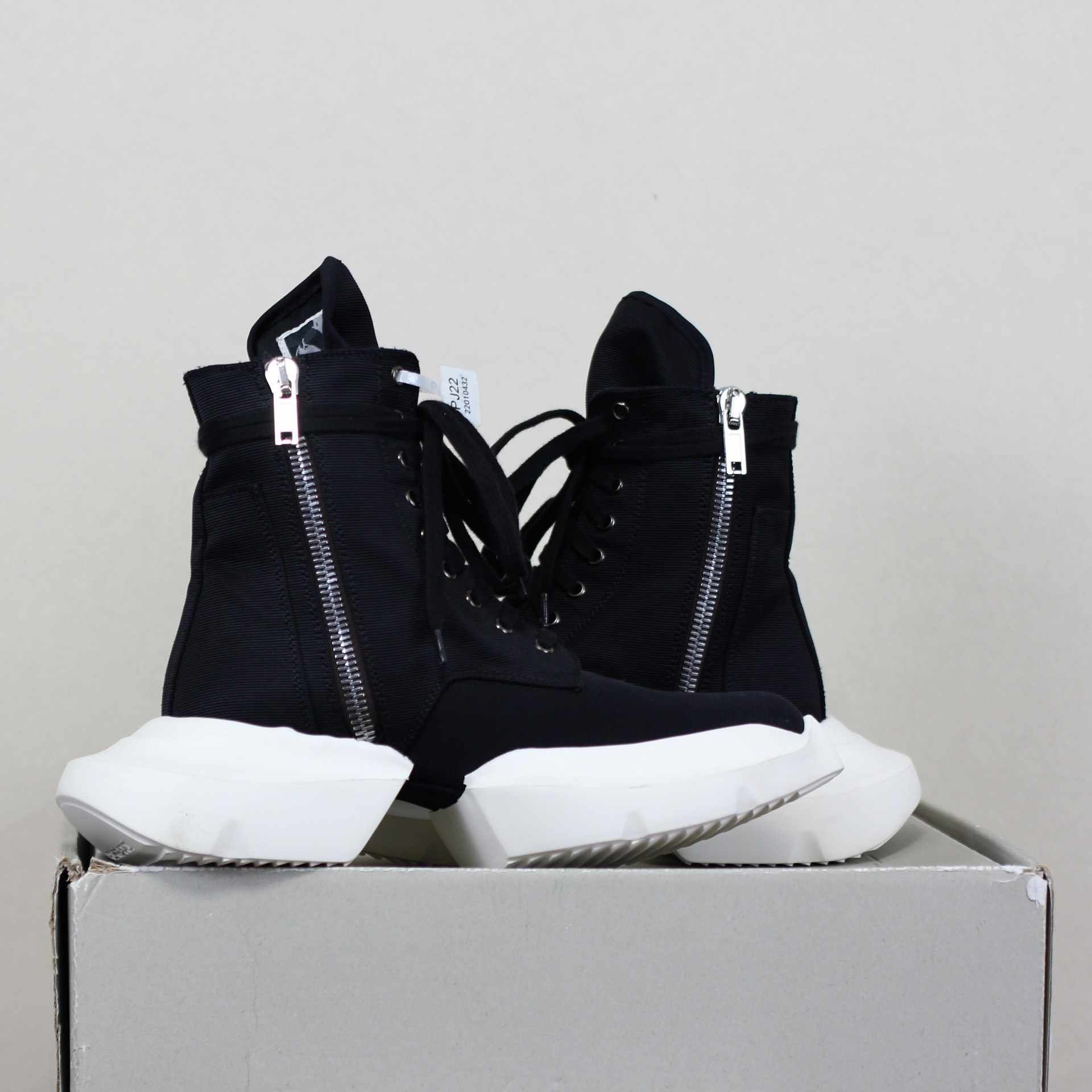 Rick Owens Drkshdw Army Split Black And Milk Ankle Boots - 4