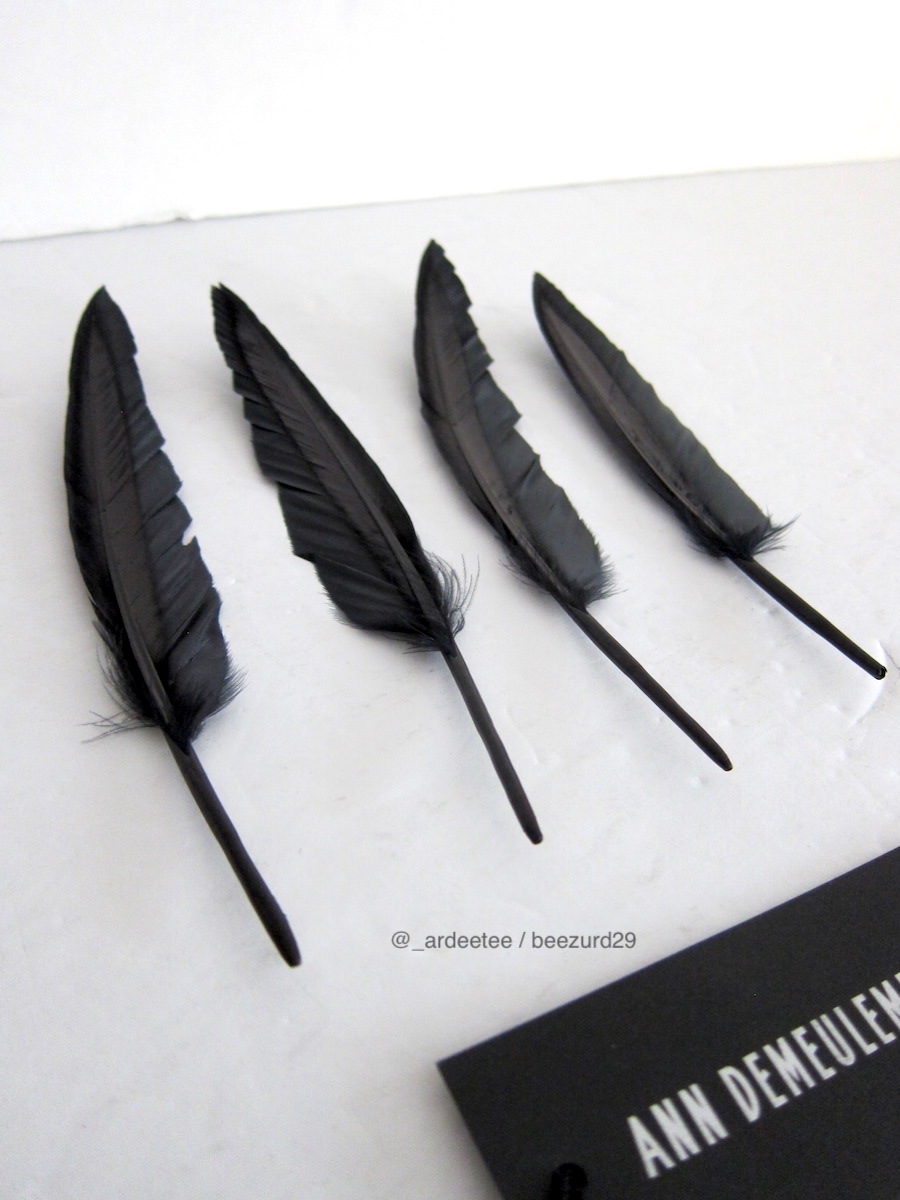 AUTHENTIC BLACK REPLACEMENT FEATHER - 2