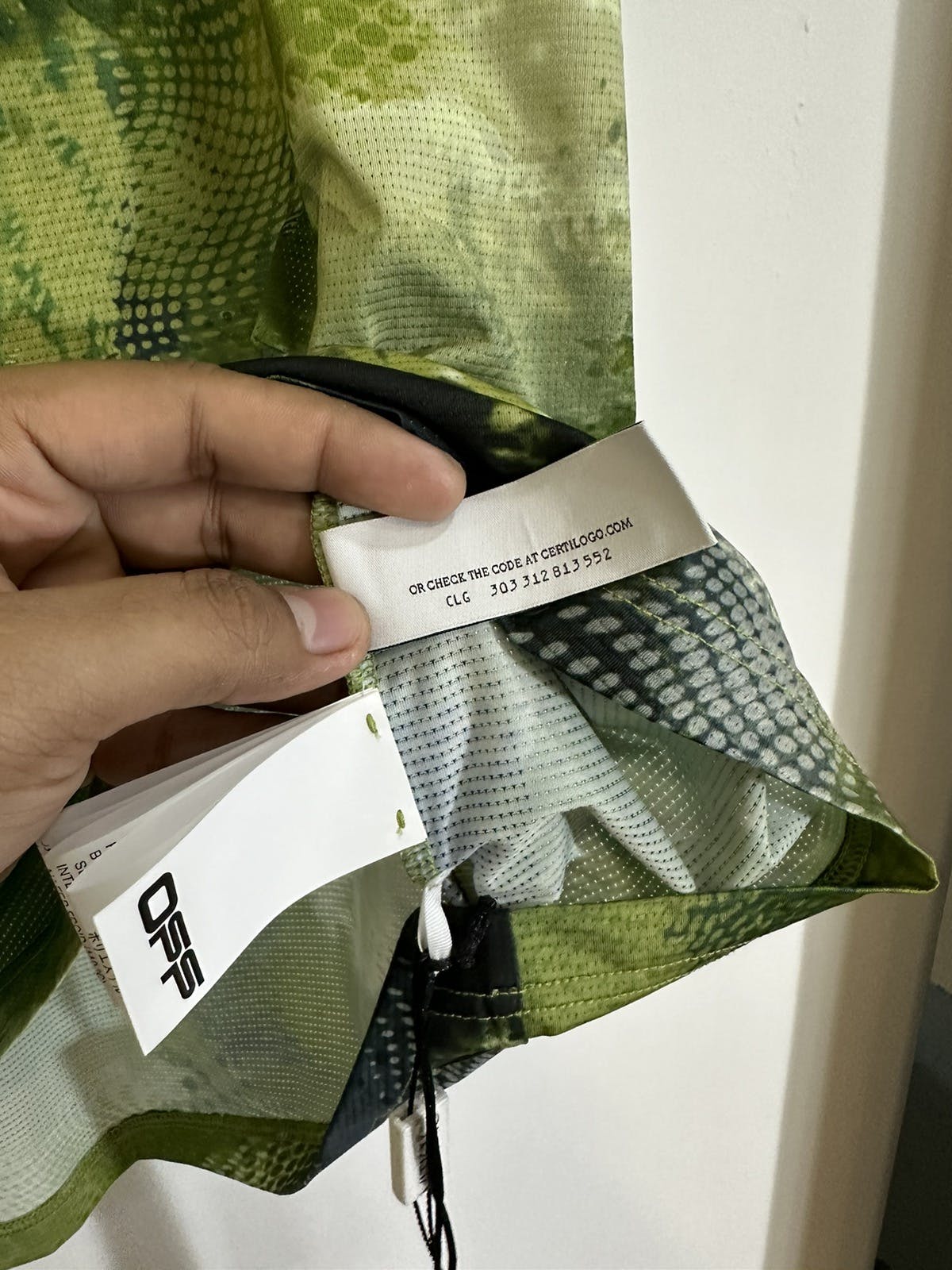 Off White Active Camo Print Jersey - 18