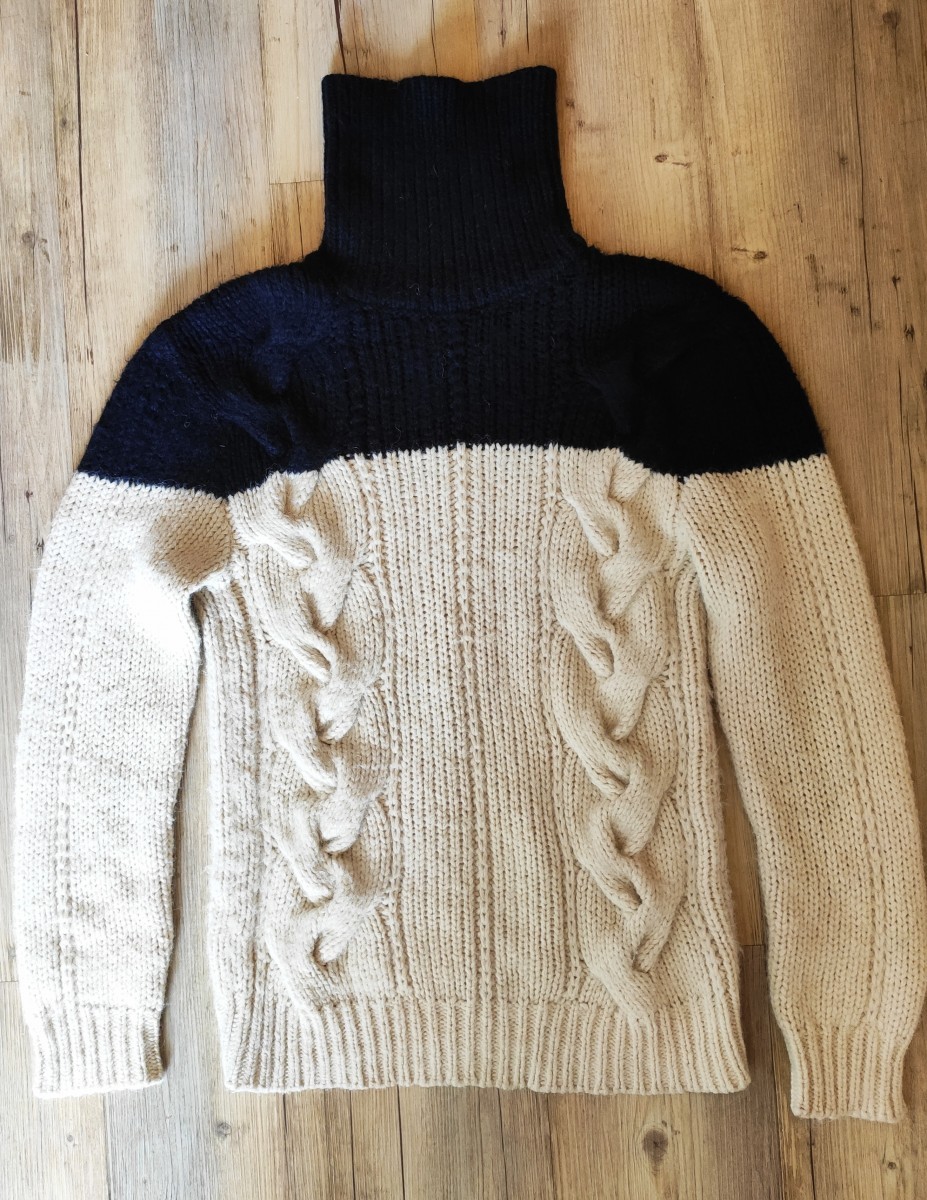 GRAIL! White/black turtleneck alpaca sweater FW11 - 2