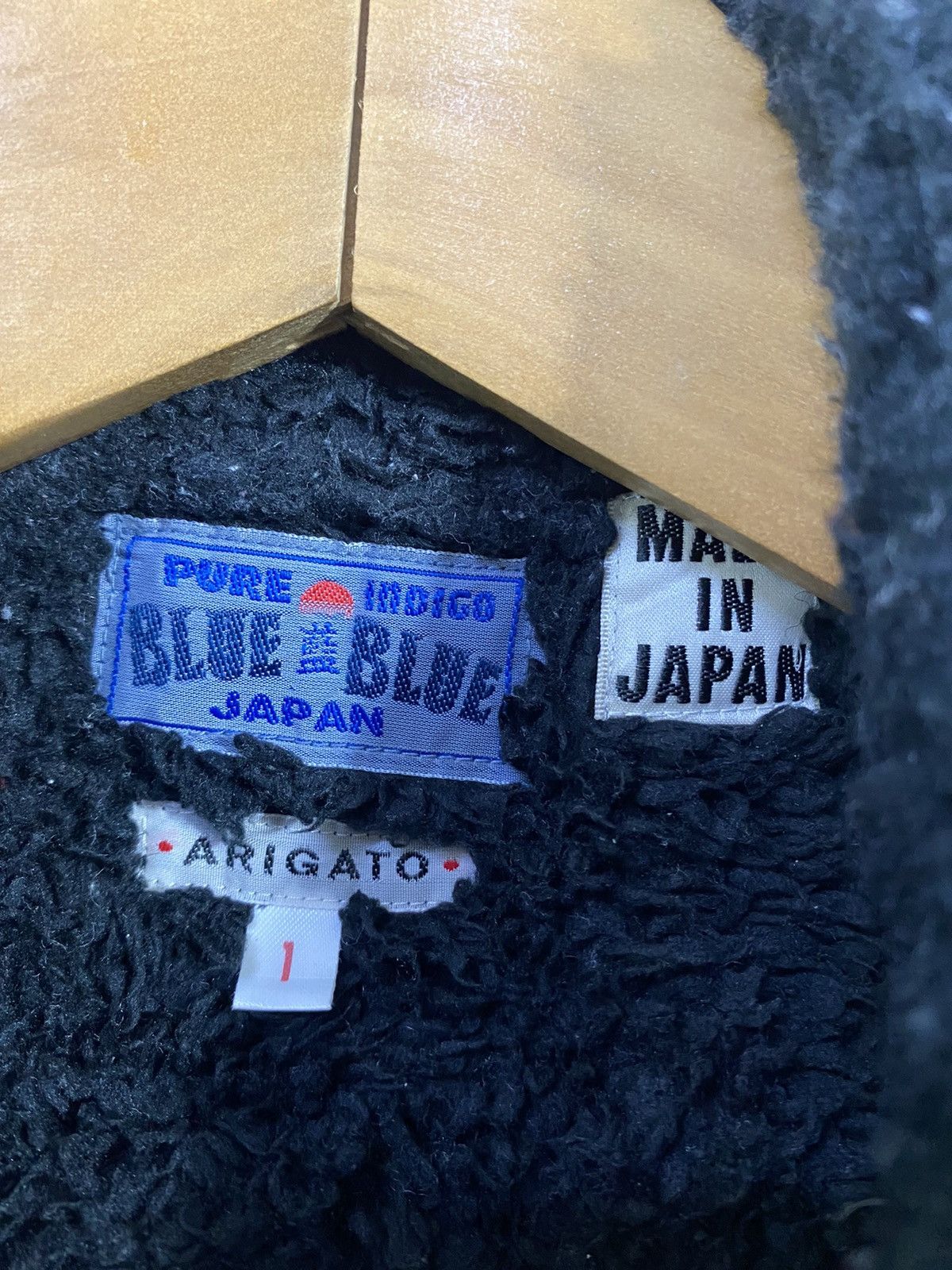 Blue Blue Japan Pure Indigo Arigato Fleece Jacket Design - 3