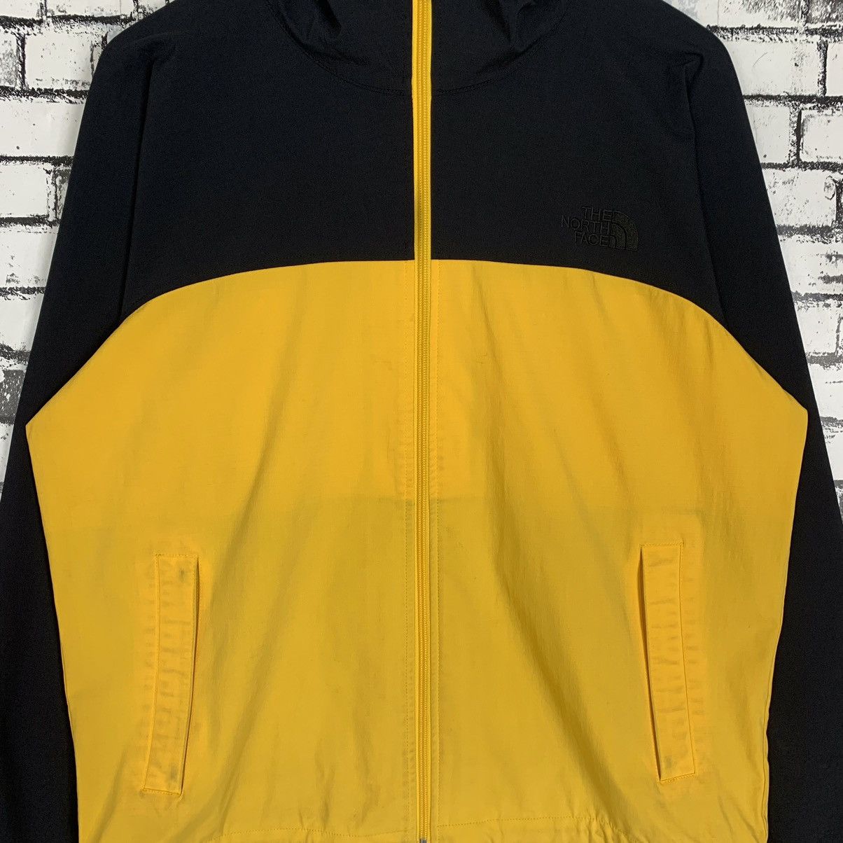 The North Face Windbreaker - 5