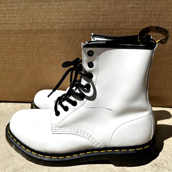 Dr.Martens 1460 Boots Combat 8 Eye Patent Leather Lace Up Block Heel White 10 - 4