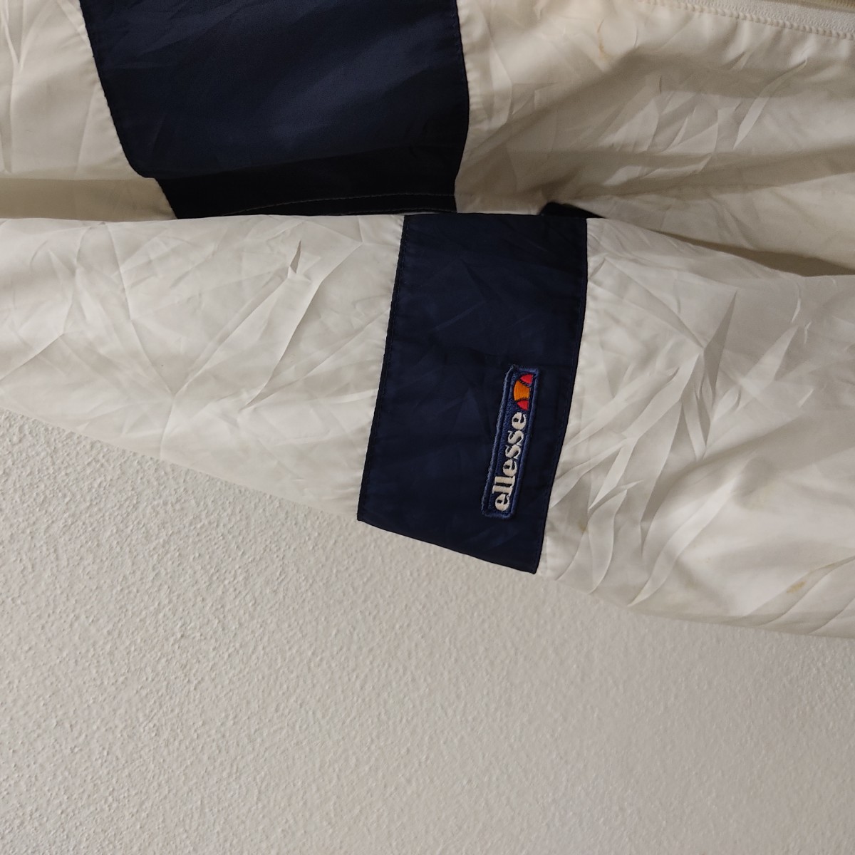 Ellesse - Vintage 90s Japan White Windbreaker Hoodies Jacket - 4